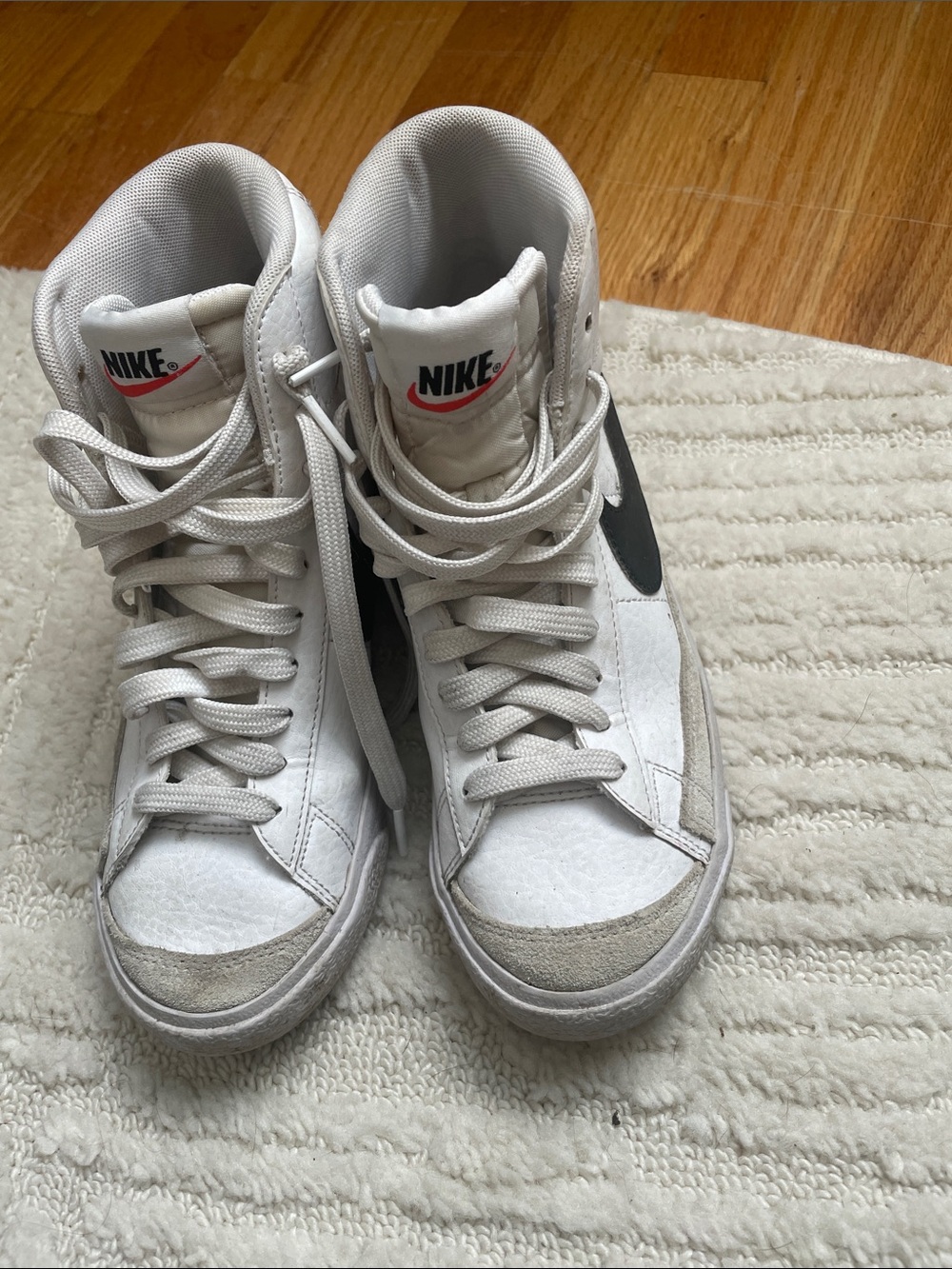 Nike White High-Top Sneakers with Black Swoosh and Red Logo Kids 4Y